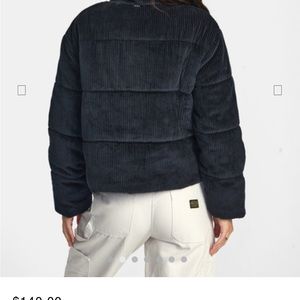 Brand new never worn RVCA warm corduroy puffer!